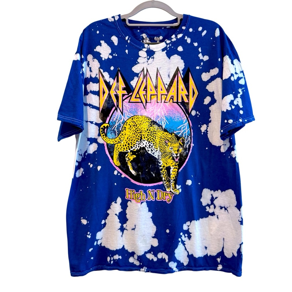 Def Leppard Graphic T-Shirt Blue Bleach‎ Wash 80's Rock Band NEW Mens Small